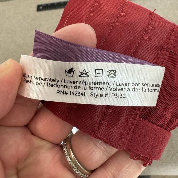 Adore Me Bra Women 42DD Red Lace Sheer Balconette Underwire Unlined Lingerie NEW - Picture 8 of 9